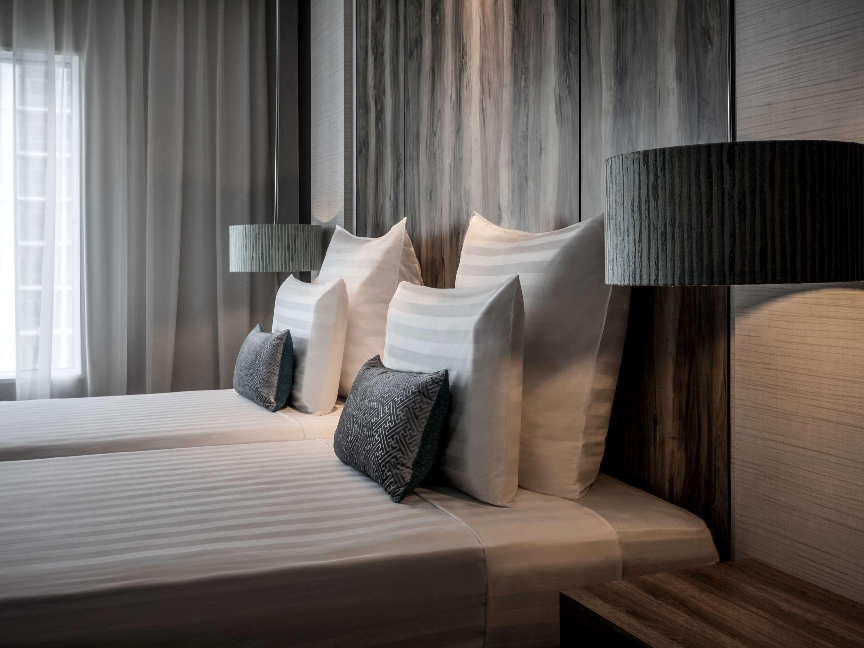 Pullman Miri Waterfront Hotel Екстериор снимка