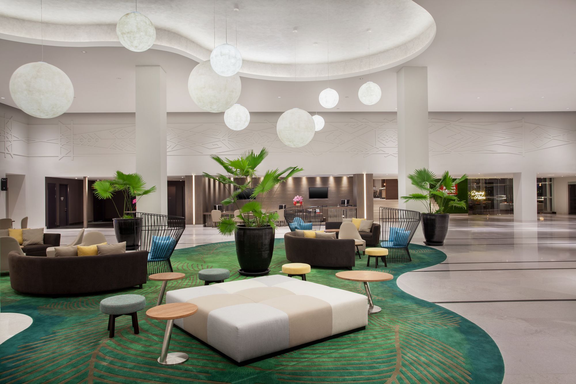 Pullman Miri Waterfront Hotel Екстериор снимка Lobby
