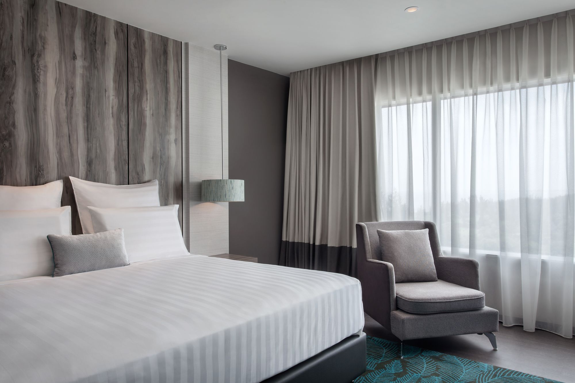 Pullman Miri Waterfront Hotel Екстериор снимка Deluxe Room